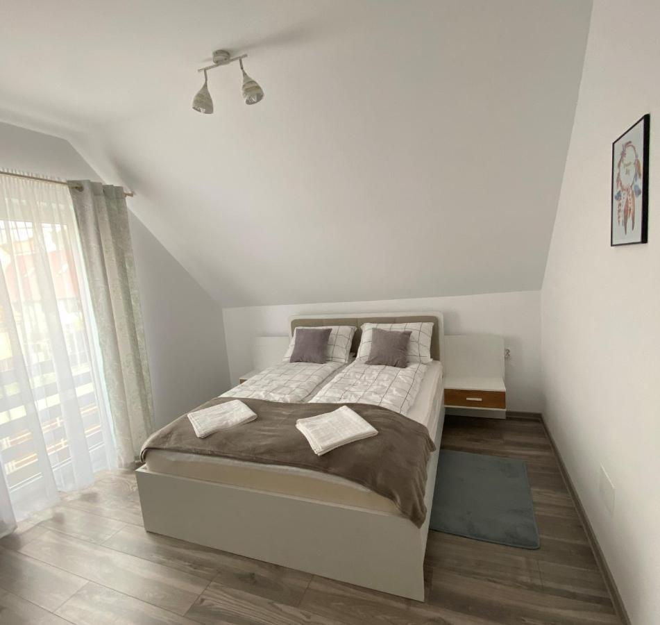 Fenyő Apartman House Odorheiu Secuiesc Bagian luar foto