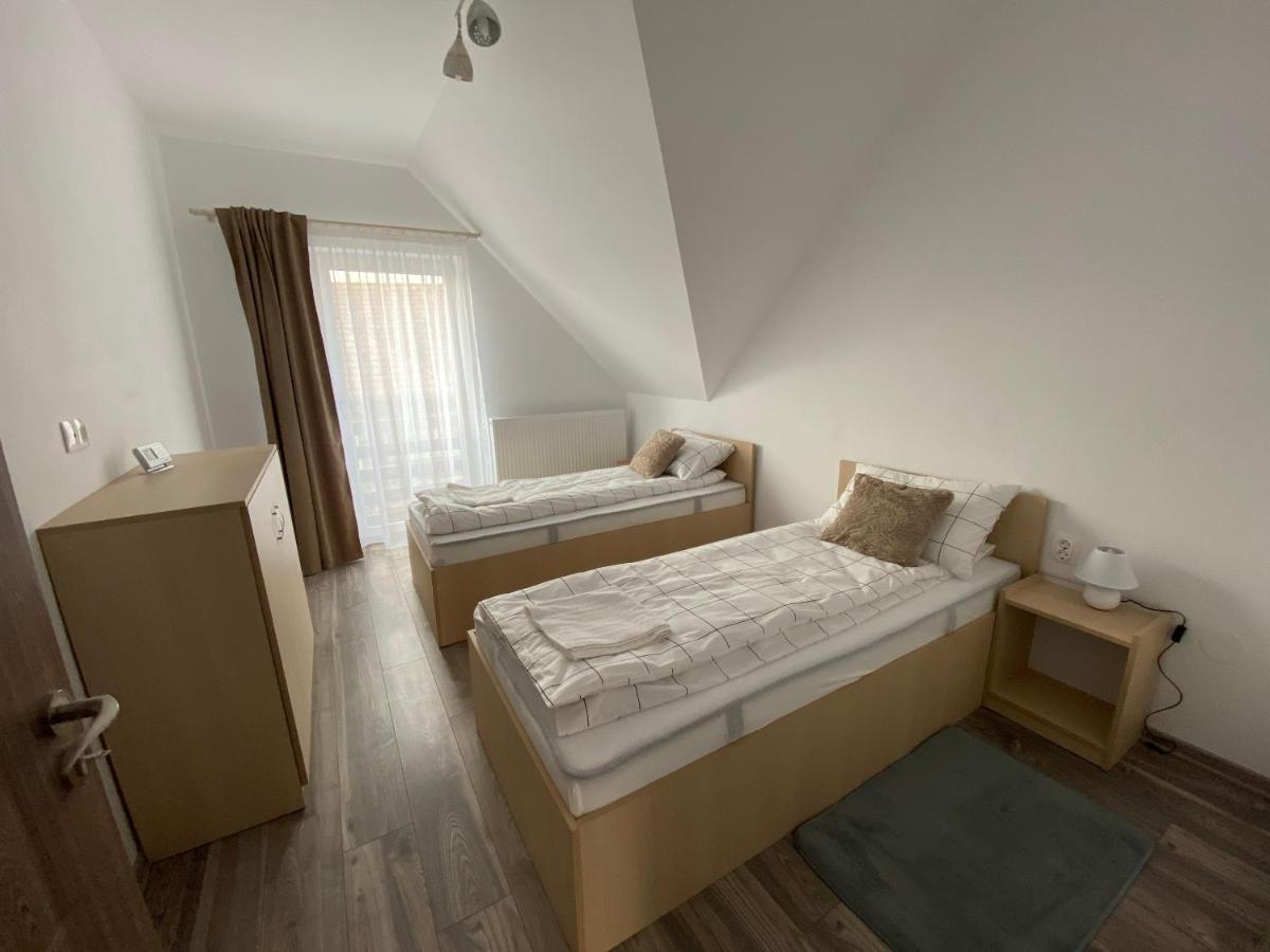 Fenyő Apartman House Odorheiu Secuiesc Bagian luar foto