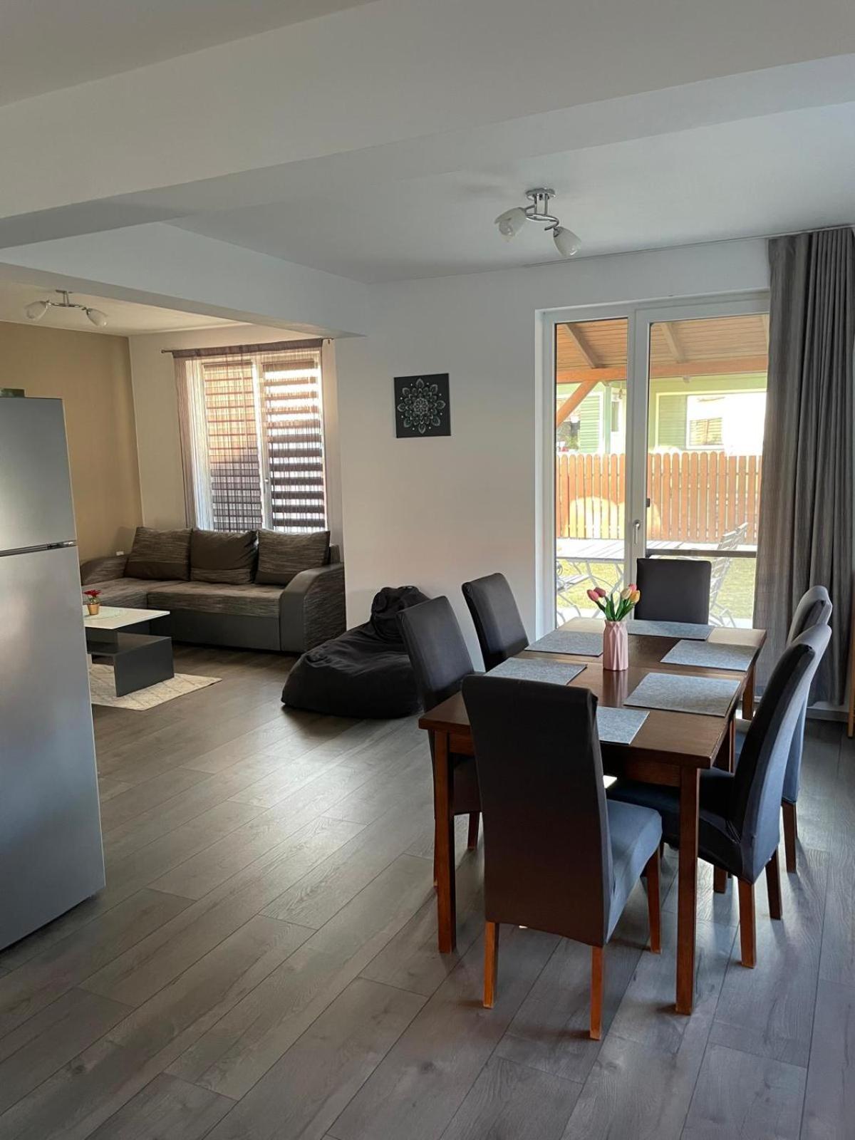 Fenyő Apartman House Odorheiu Secuiesc Bagian luar foto