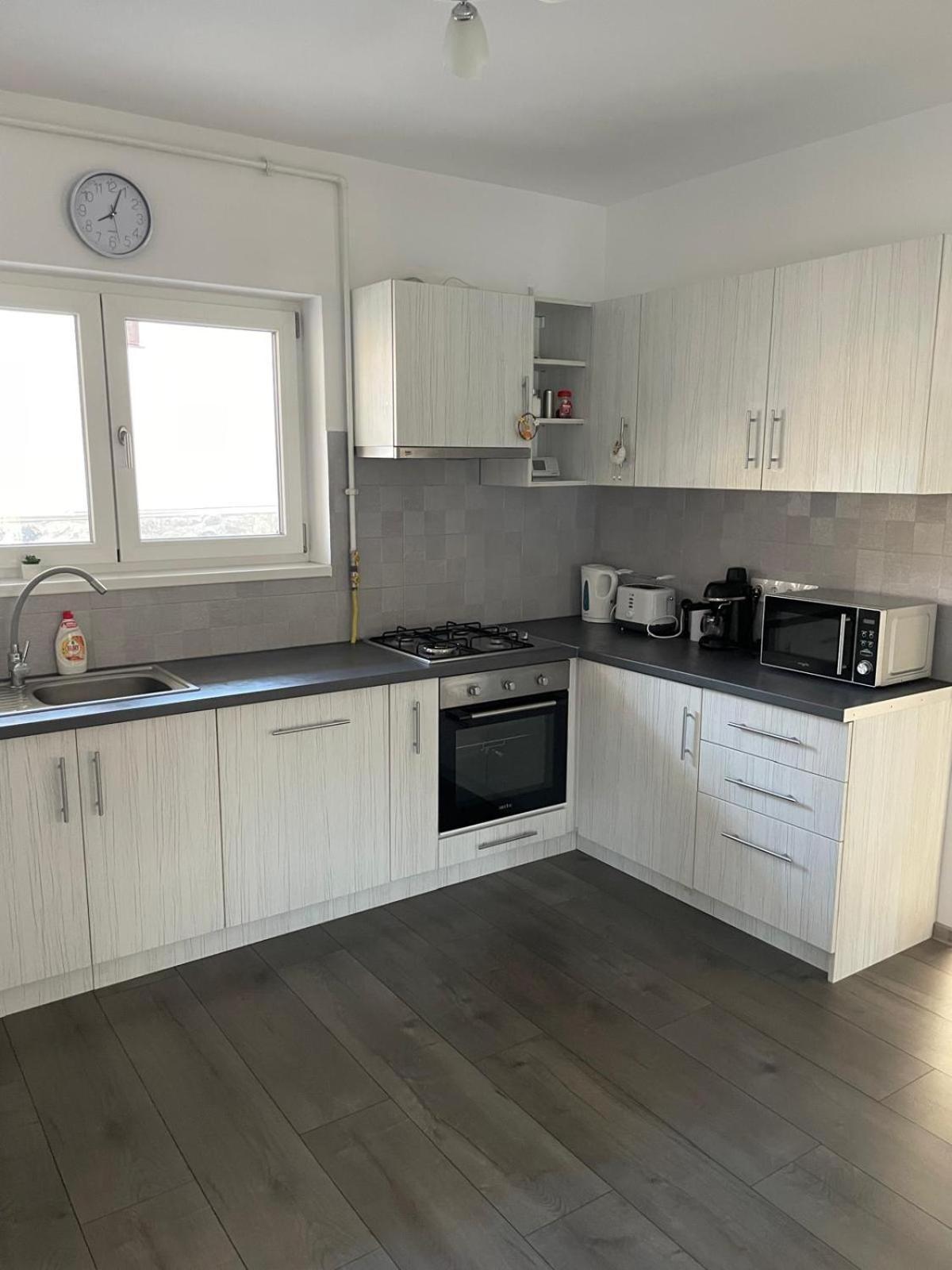 Fenyő Apartman House Odorheiu Secuiesc Bagian luar foto